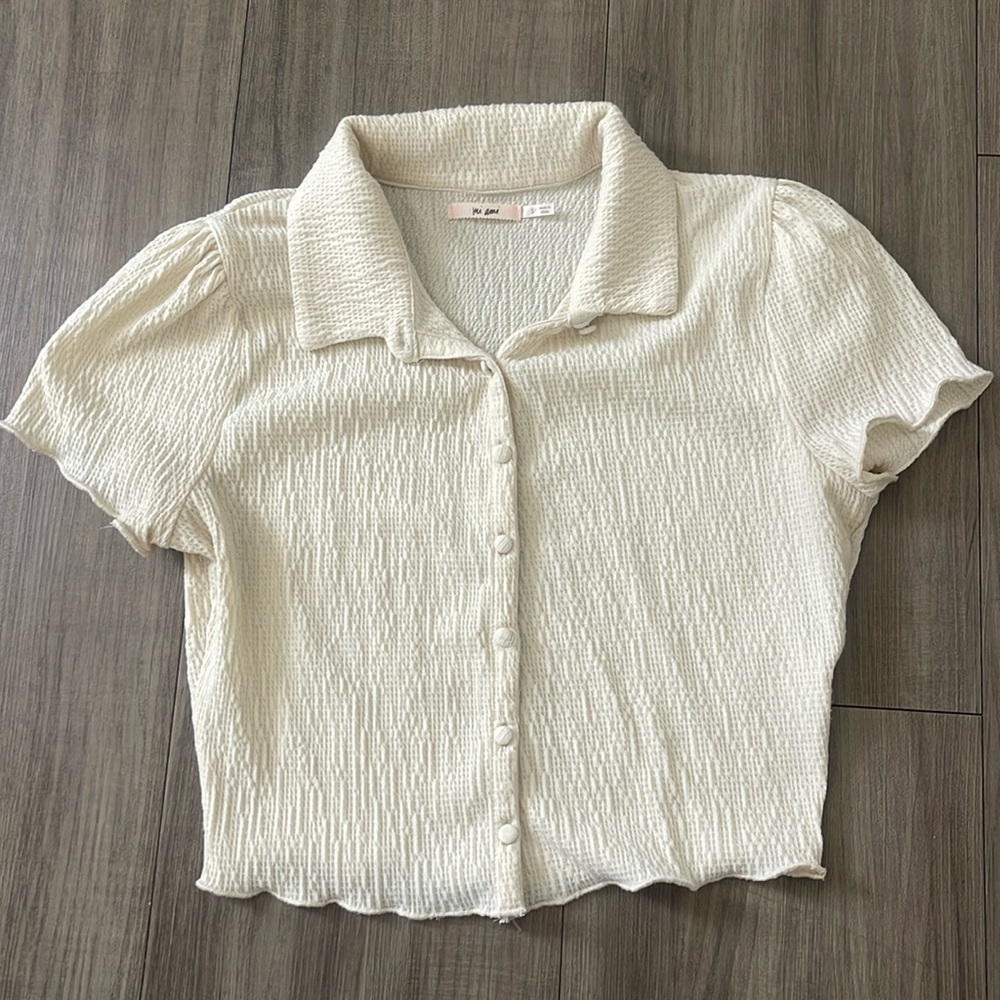 Cream short sleeve crop